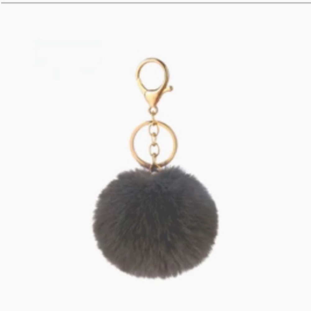 🆕Faux Rabbit Fur Pom Key Chain- Mouse Gray